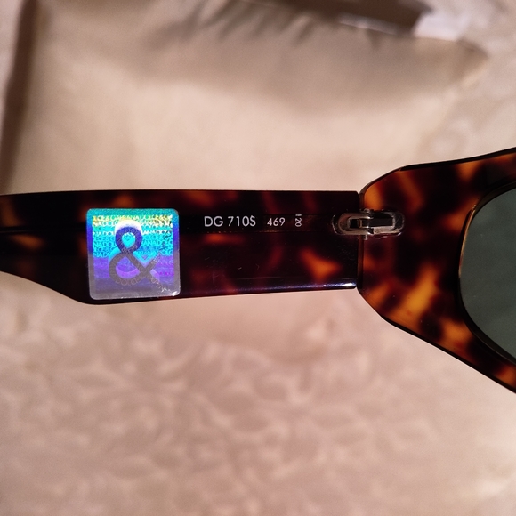 Authentic Dolce & Gabbana women sunglasses - Picture 5 of 11